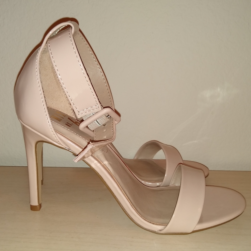 Mix No. 6 Lole strappy heeled sandal